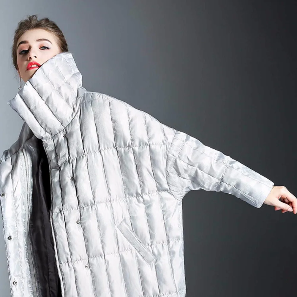 The lady in the long thick down jacket loose 2018 latest fashion collar