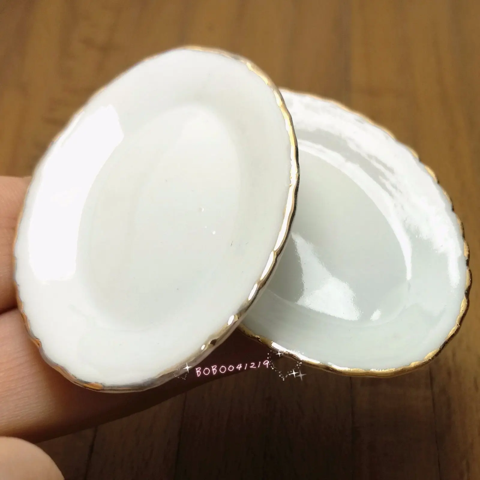 

Dollhouse Miniature 1:12 Toy 2 Pieces White Porcelaine Oval Plates L5cm SPO550