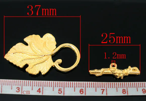 

Free Shipping! 20 Sets Gold Plated Grape Charm Toggle Clasps Findings (B05995)