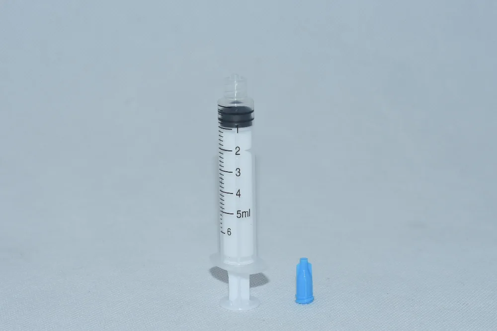 

Dispensing Syringes 5cc 5ml Plastic with tip sky blue cap 100 sets / lot