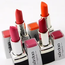 Губная помада mate Водонепроницаемая увлажняющая стойкая помада для губ красная Увлажняющая помада легко носить Губы Макияж Красота Косметика