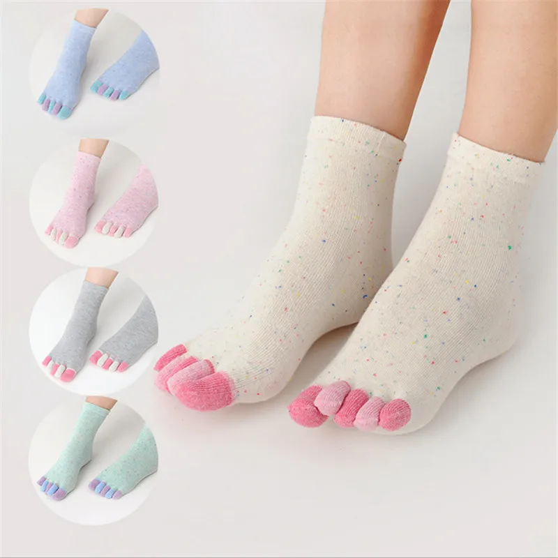

Recommend !! five toe socks 5pairs/lot Colour the toe lady and women cotton fashion Colorful finger socks