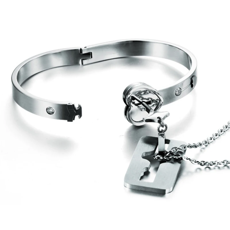 heart and lock bracelet