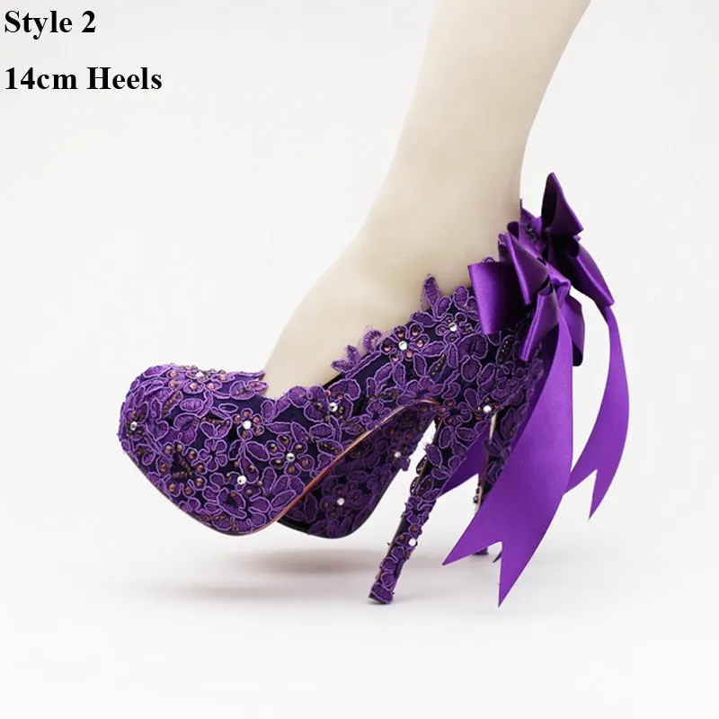 Роскошные модельные туфли на платформе с кристаллами; модные свадебные туфли на высоком каблуке со стразами; фиолетовые свадебные туфли с кружевом; женские туфли-лодочки