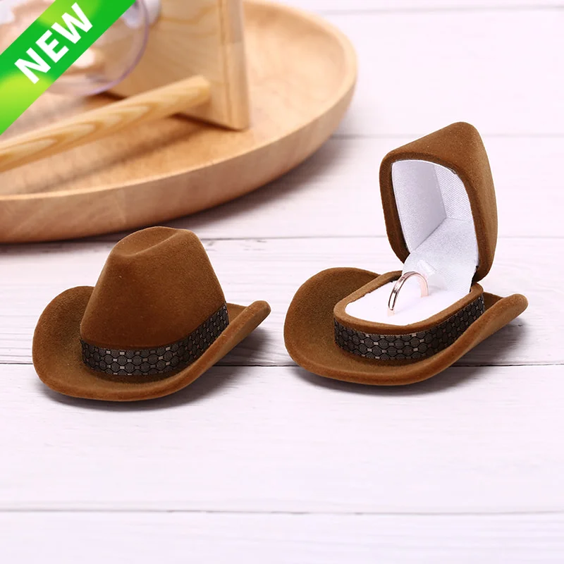 

Creative Design Cowboy Hat Shape Rings Boxes Velvet Gift Box for Rings and Small Earrings Pendant Necklace Box for Wedding