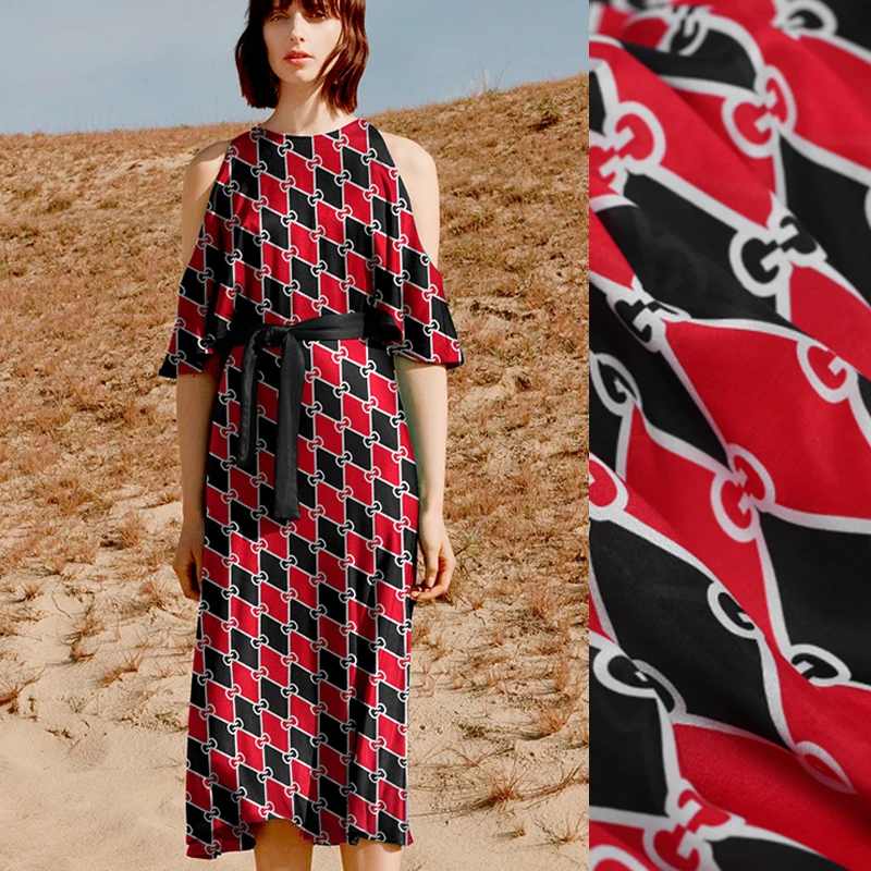 

110CM 16MM Cats Print Thin Black Red Silk Crepe De Chine Fabric for Summer Dress Shirt Scarf DE683