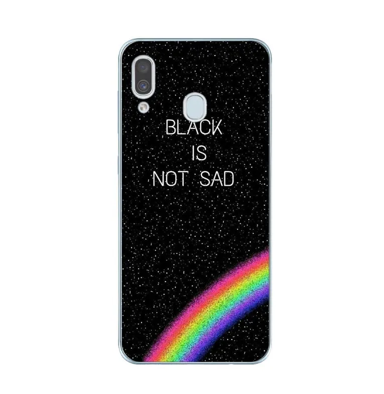 685