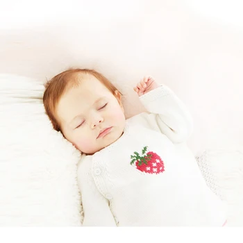 

2PCS Knitted Infant Baby Set Strawberry Knitted Suits O-Neck Cute Baby Clothes Cotton Top+Pants Sets Boys&Girls Baby Clothing