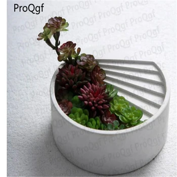 

Prodgf 1Pcs A Set silicone Concrete round with stairs desktop