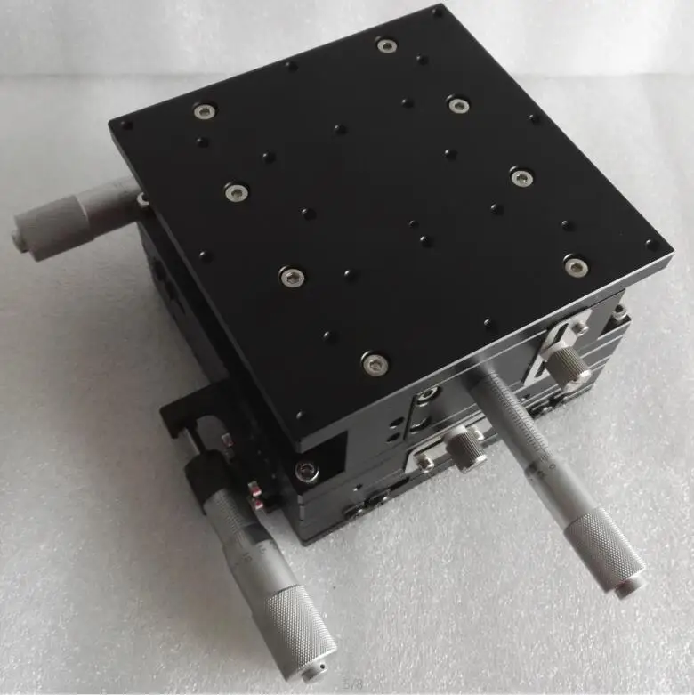 

XYZ Axis Trimming Horizontal Lifting Displacement Platform Manual Sliding Table Cross Rail Linear Stage 125*125mm XYZ125L