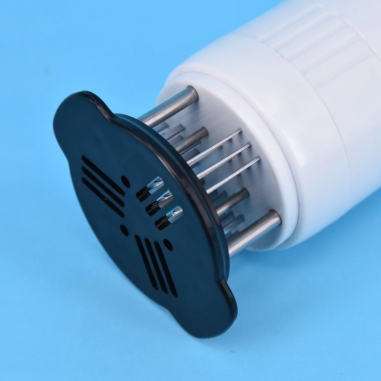 

Food Grade Meat Tenderizer Needle Sauces Injector Marinade Steaks Flavor