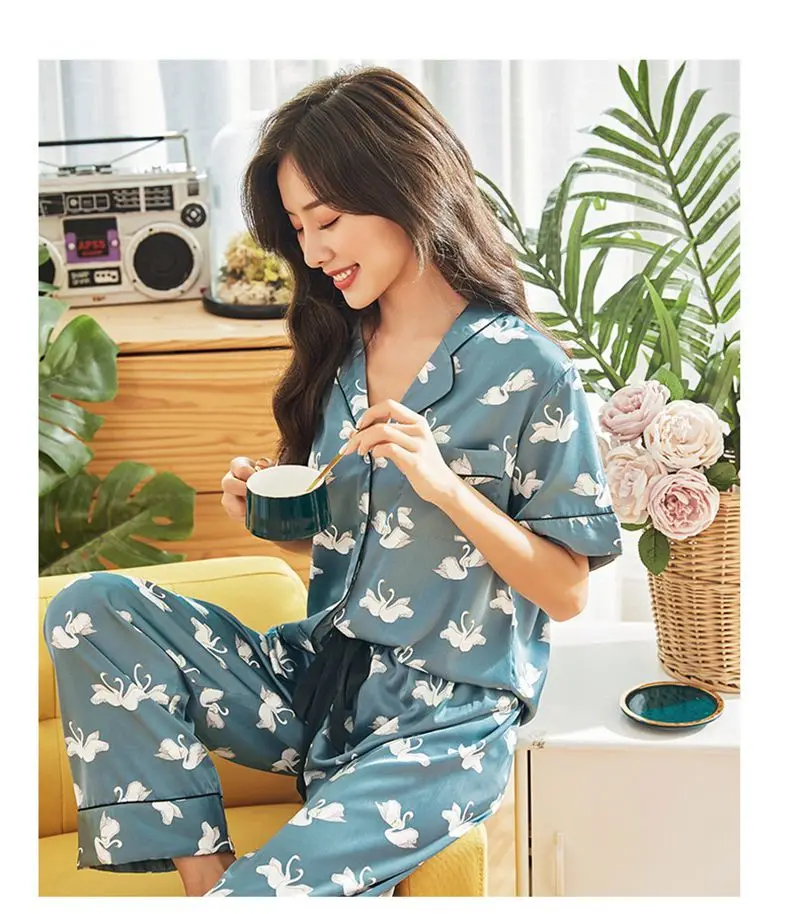 Smmoloa шелковые пижамы с цветочным принтом, короткий рукав длинные брюки комплект пижамы шорты наборы для женщин Летняя домашняя одежда