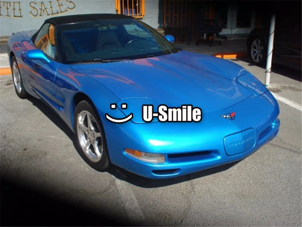 Glossy-Pearl-Blue-Vinyl-Wrap-03