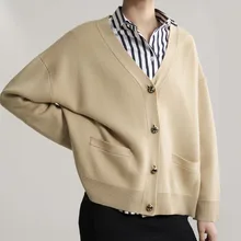 Vinci Свободный кардиган свитер мериносовая шерсть v-образный вырез широкие манжеты боковые карманы монограмма пуговицы спереди негабаритный вязаный джемпер