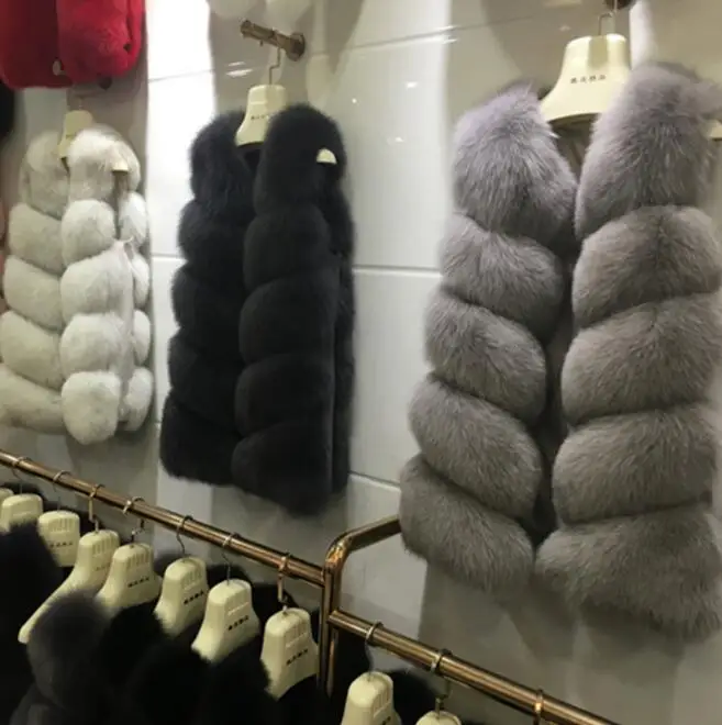 

2019 Autumn and Winter New Fashion Imitation Fur Vest Coat Woman Long Fox Fur Plus Size Fit 4XL Sleeveless Coat Ladies Jackets