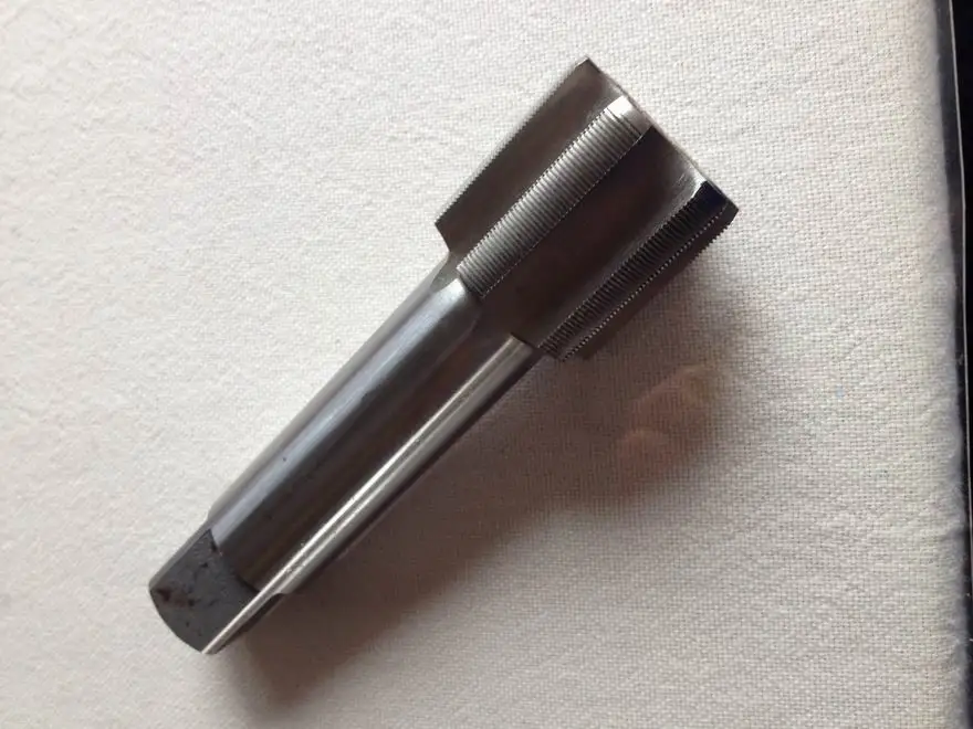 Free shipping of 1PC HSS 6542 made full CNC grinded thin kerf M47*1.0 Machine straight flute Tap Screw Taps for metal threading Free shipping of 1PC HSS 6542 made full CNC grinded thin kerf M47*1.0 Machine straight flute Tap Screw Taps for metal threading