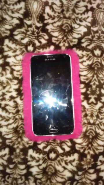 UT87N8YXvXXXXagOFbXq