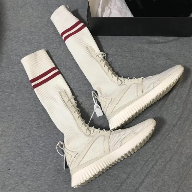 

2018 Fashion White Red Color Air Mesh Stockings Style Casual Woman Shoes College Style Round Fashion Flat Shoes Cross-tied Boots