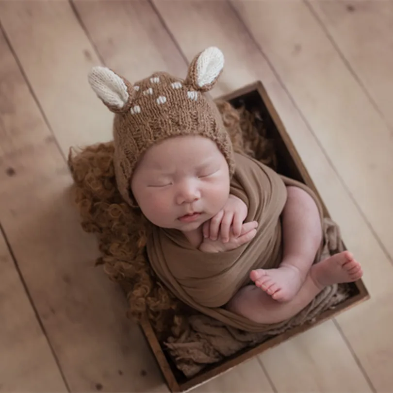 

Soft Brown Reindeer Hat Knitted Newborn deer Bonnet Baby Christmas Gift Crochet Boy Hat Pattern Knit Animal Bonnet photo prop