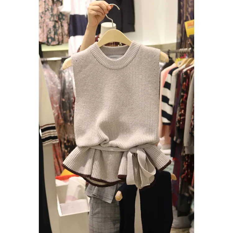 

2018 Fall Winter Fashion Sleeveless Pullover Tight Waist Knit Women Sweater Elegant Style Office Lady Ruffles Vest with Sashes