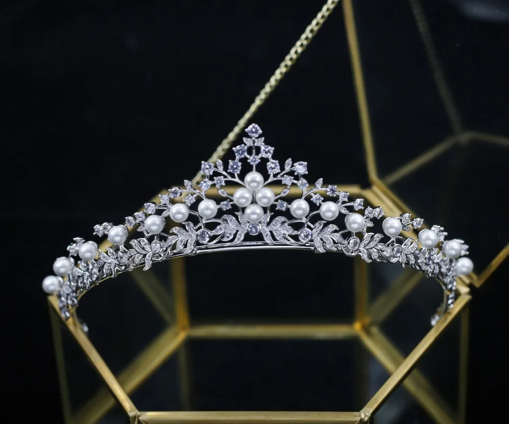 

Brides Zircon Crystal Pearl Plant Partern Wedding Hair Jewelry Evening Party Tiara Gorgeous Sparkling Bride Tiara Crowns
