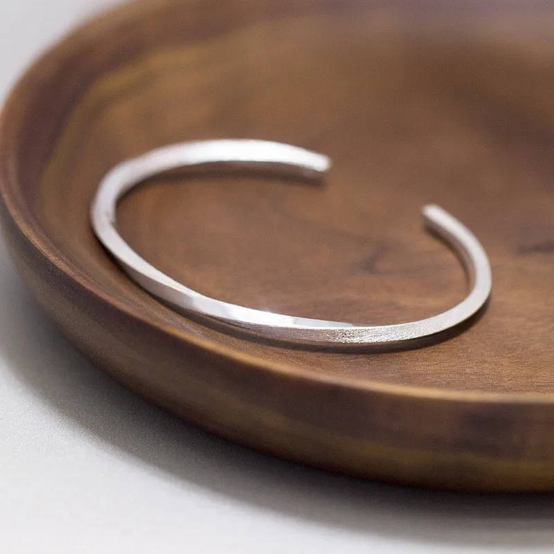 3299909390_334617663