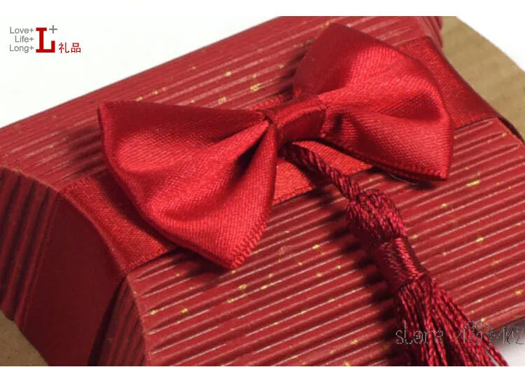 6 шт. бежевый бумажные коробки-подушки для подарков, свадебные сувениры и Подарочная сумка кисточка, Свадебная коробка конфет Подарочная