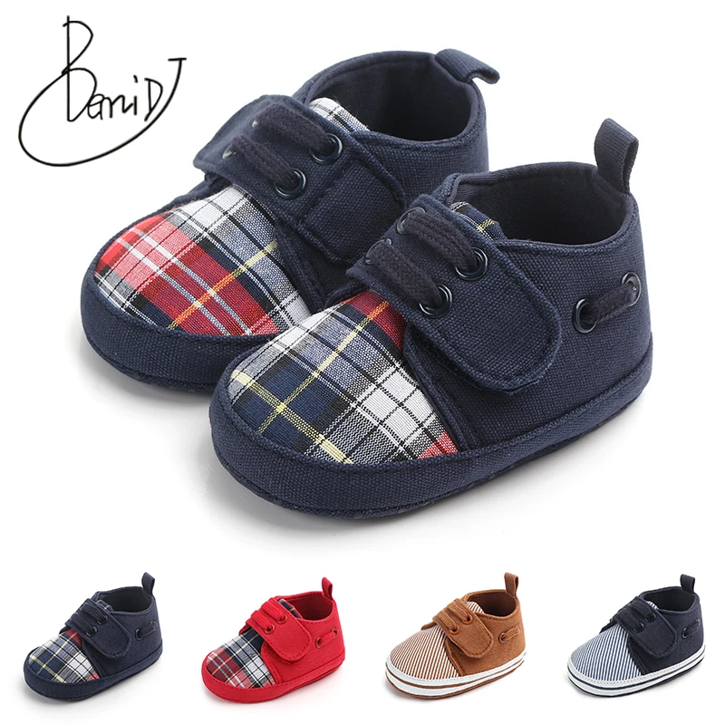 

2019 First Walkers New baby lattice shoes baby Soft bottom girl boy newborn Non-slip shoes infant 1 year Breathable Toddler shoe