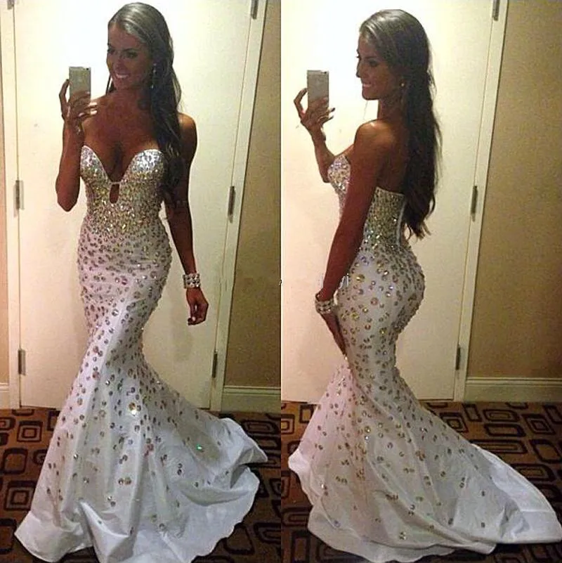 

Stunning Crystal Prom Dresses Deep V Neck Mermaid Beaded White Formal Evening Dress Long Vestidos De Festa