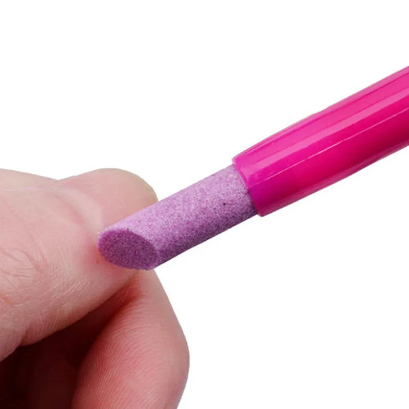 Модный дизайн ногтей кутикулы пластиковые ручки скрабы камень мертвые кисти для кожи маникюрный подарок инструменты для дизайна ногтей палка для маникюра 1 шт