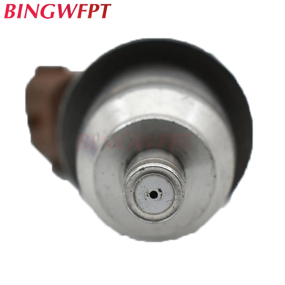 Фото Топливная форсунка для Mitsubishi Pajero IO H67W H77W 4G93 4G94 Pinin 2 0 OEM E7T05072 MR560553 Топливный Топливная форсунка для Mitsubishi Pajero IO H67W H77W 4G93 4G94 Pinin 2 0 OEM E7T05072 MR560553 Топливный