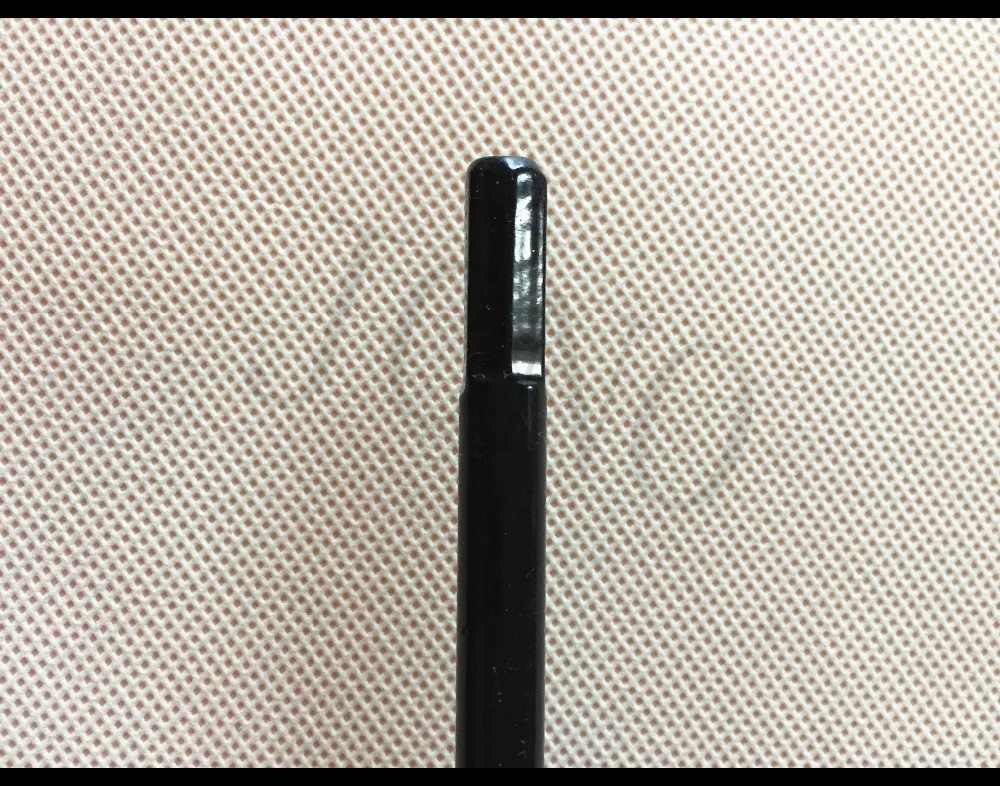 9 (7)