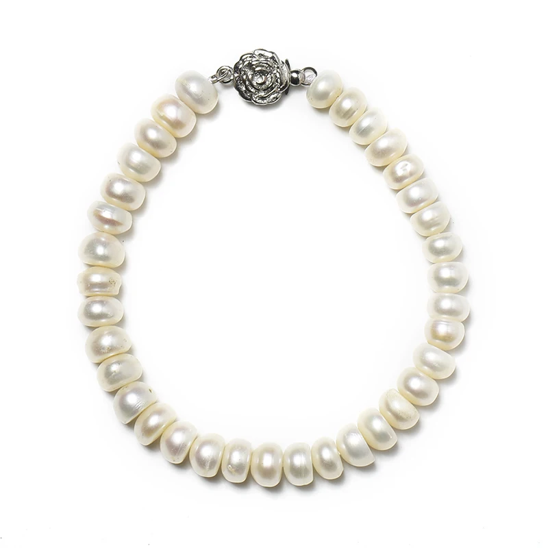 

A flat ellipse Same Sizes with Smooth Light Yellow and Unique Design 5*7 mm Freshwater Natural pearl Bracelet