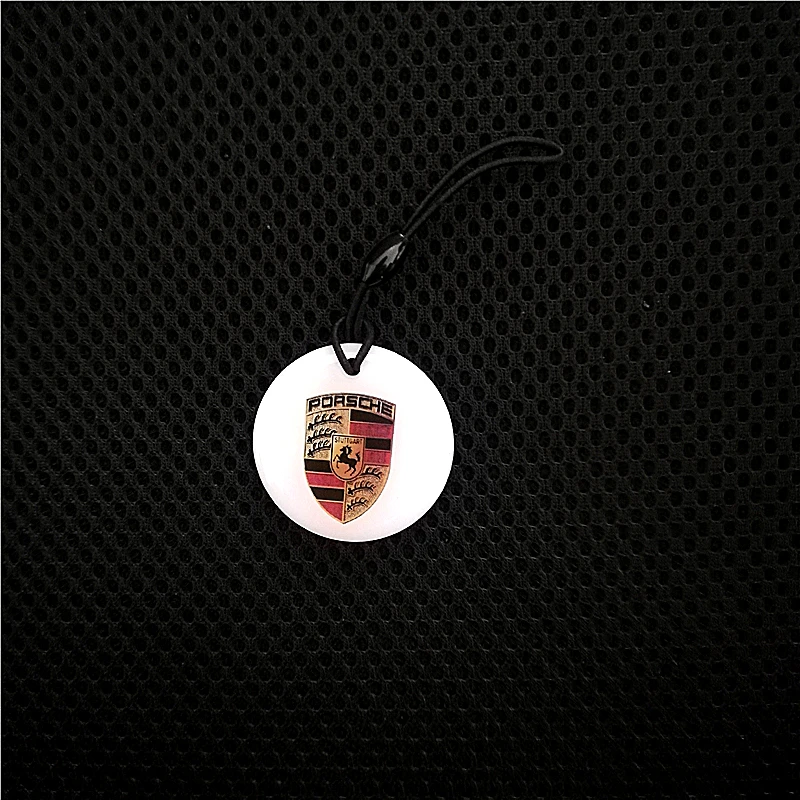 

1Pcs 13.5MHZ Cartoon Card Rewritable IC UID Card Keyfob UID changeable S50 Chinese Magic 1K NFC RFID Key Keychain Token Trinket