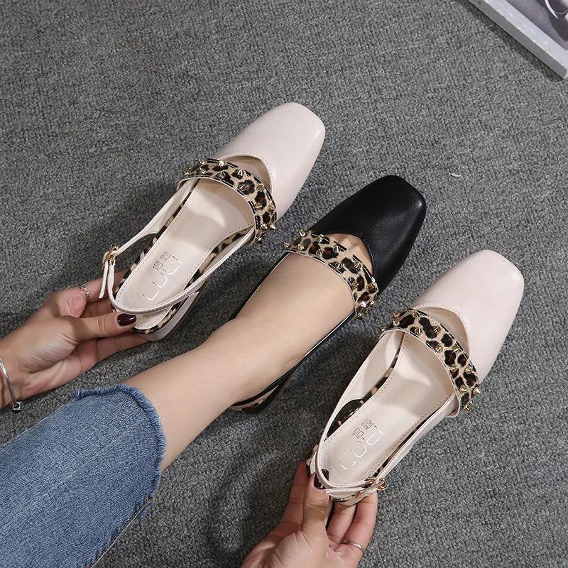 

2019 summer new style simple and simple color matching leopard high heels women comfortable wild rivet decorative casual shoes