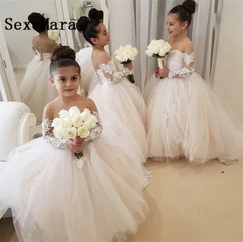 

Vintage Long Flower Girl Dress For Wedding Decorated With Lace Appliques Button Back Long Sleeves Customized For First Commun lx