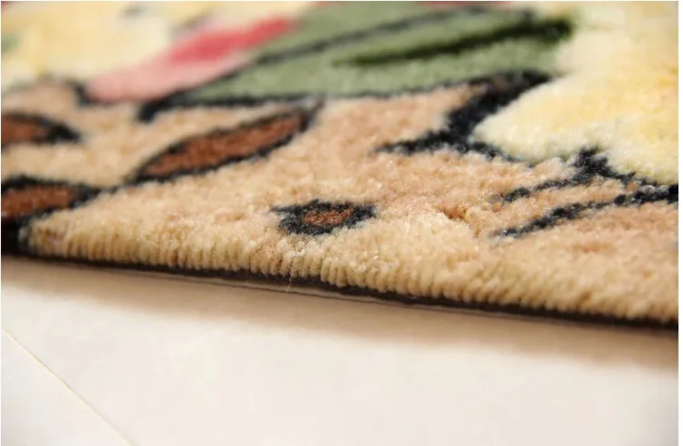 2457985298_1072742105