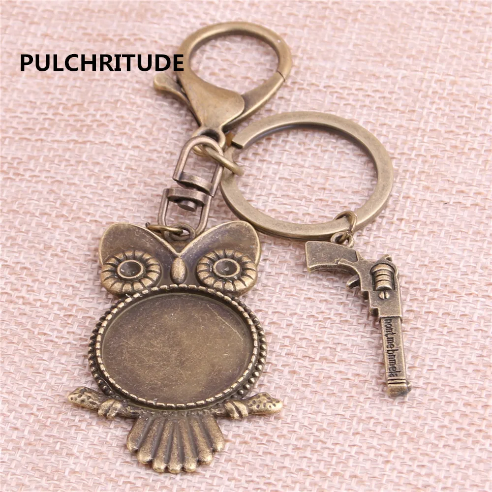 

PULCHRITUDE 3pcs Round 25mm Antique Bronze Cameo Set Base Handmade Cameo Setting Metal Mini Pistal Keys Chain Y1019