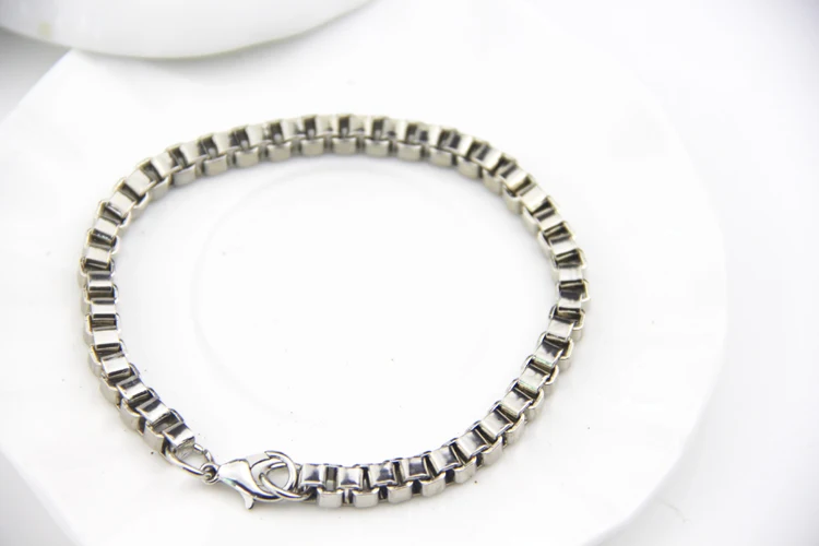 

Fashion Eminem Bracelet Slim Shady Hip Hop Silver Charm Jewelry For Men and Women Gifts