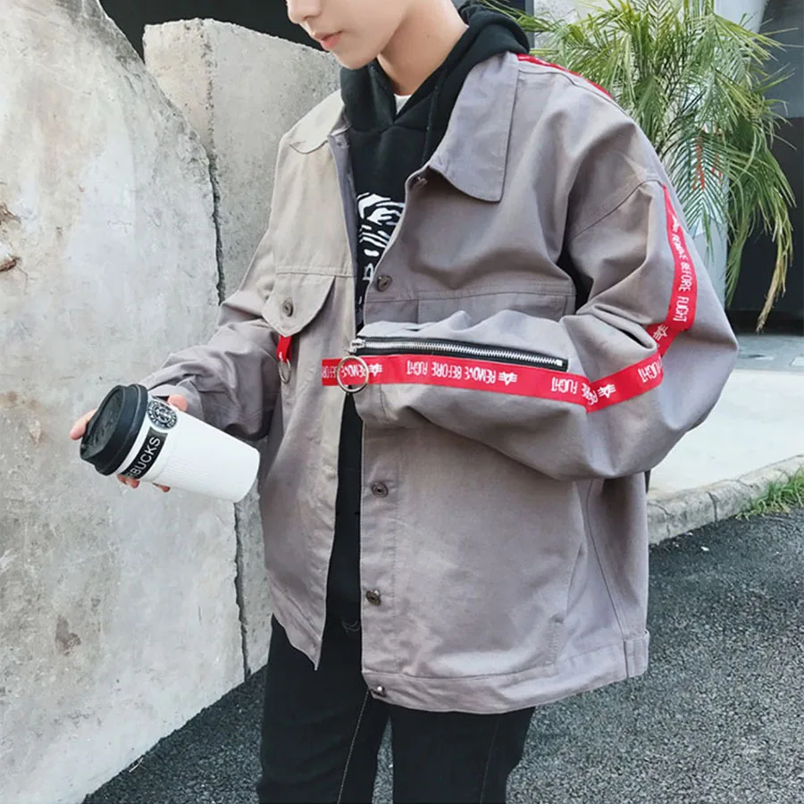 

Denim Jeans Jacket Men Patch Vintage Casual Mens Bomber Jackets Streetwear Patchwork Big Size Fashion Black Zipper Coat For Men