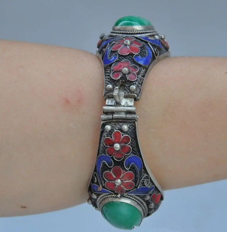 

Free shipping shipping>>>>China's Tibet dynasty palace cloisonne silver inlaid bracelet, too NR999 5.24
