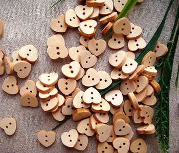

Diy handmade accessories primaries - heart wood button