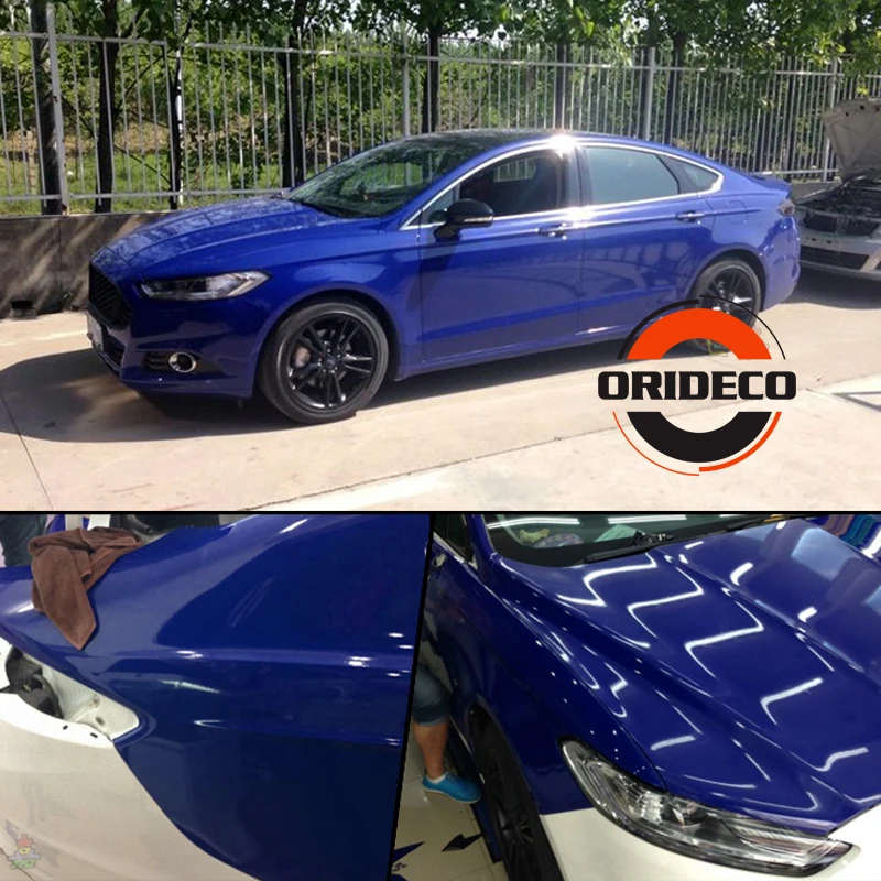 dark blue highly glossy vinyl car wrapping