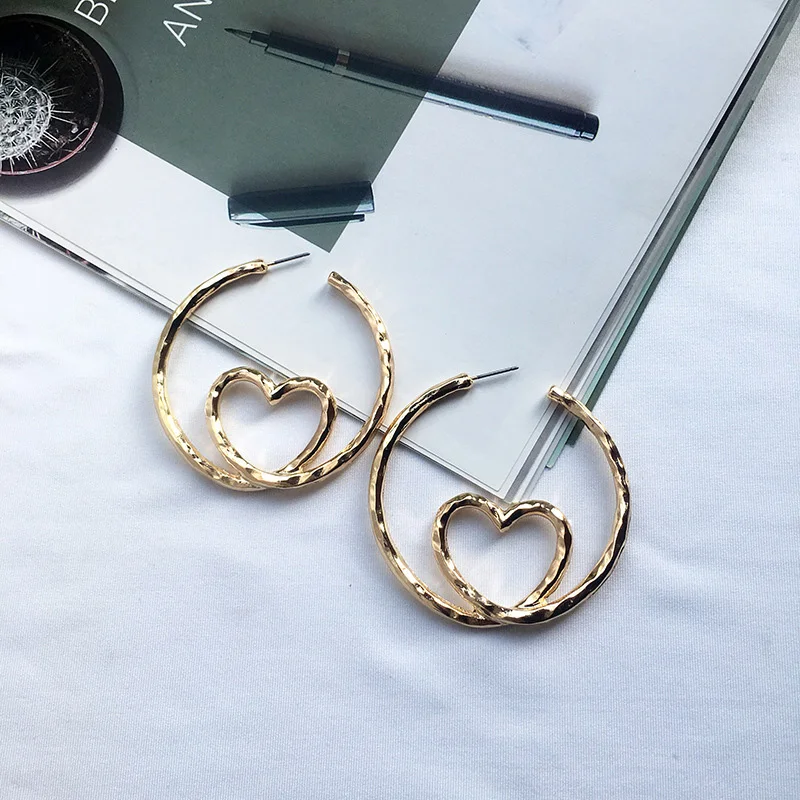 

WTLTC Simple Heart Circle Hoop Earrings for Women Hammered Big Large Hoops Earrings Minimalist Wire Wrapped Earring Statement