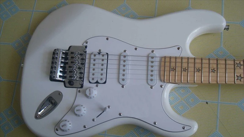 

Factory white ST signature star inlays fretboard 6 string floy rose bridge HSS Electric Guitar Guitarra free shipping