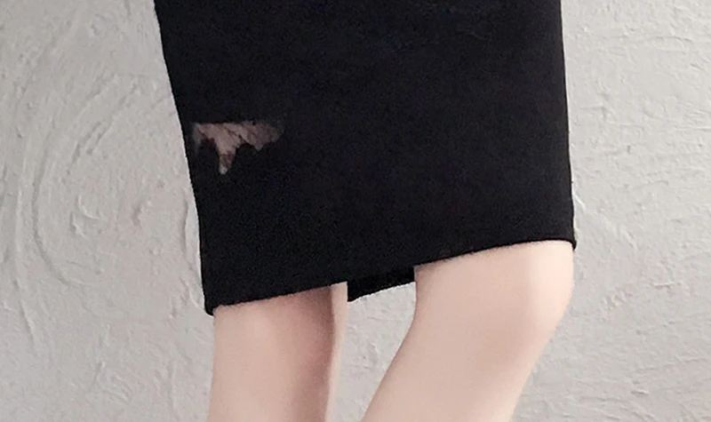 446 (8)