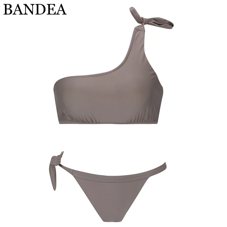 109 swimming wear01