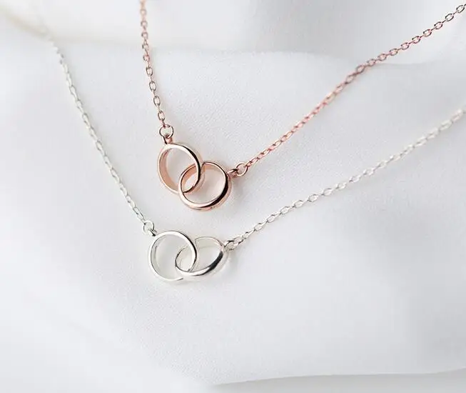 Very Small 100 Real. 925 Sterling Silver Jewelry Polished Interlocking