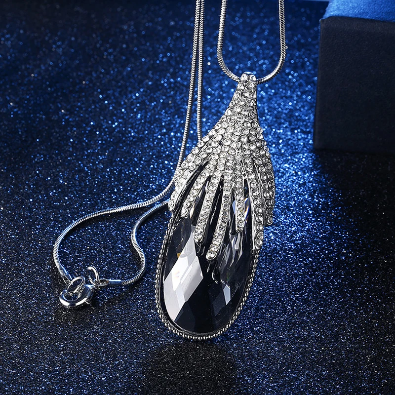 

F&U Fashion Crystal And Rhinestone Water drop Design Pendant Snake Long Chain Necklace For Four Season Charming For Women