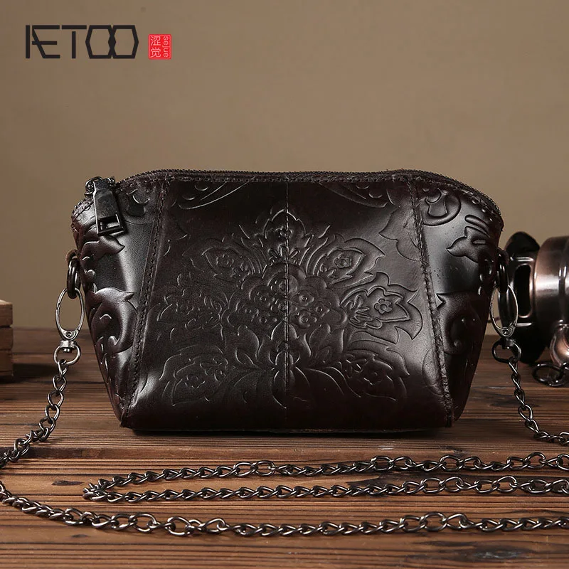 

AETOO shoulder diagonal cross female handbags Europe and the United States fashion leisure Messenger bag mini bag embossed bag
